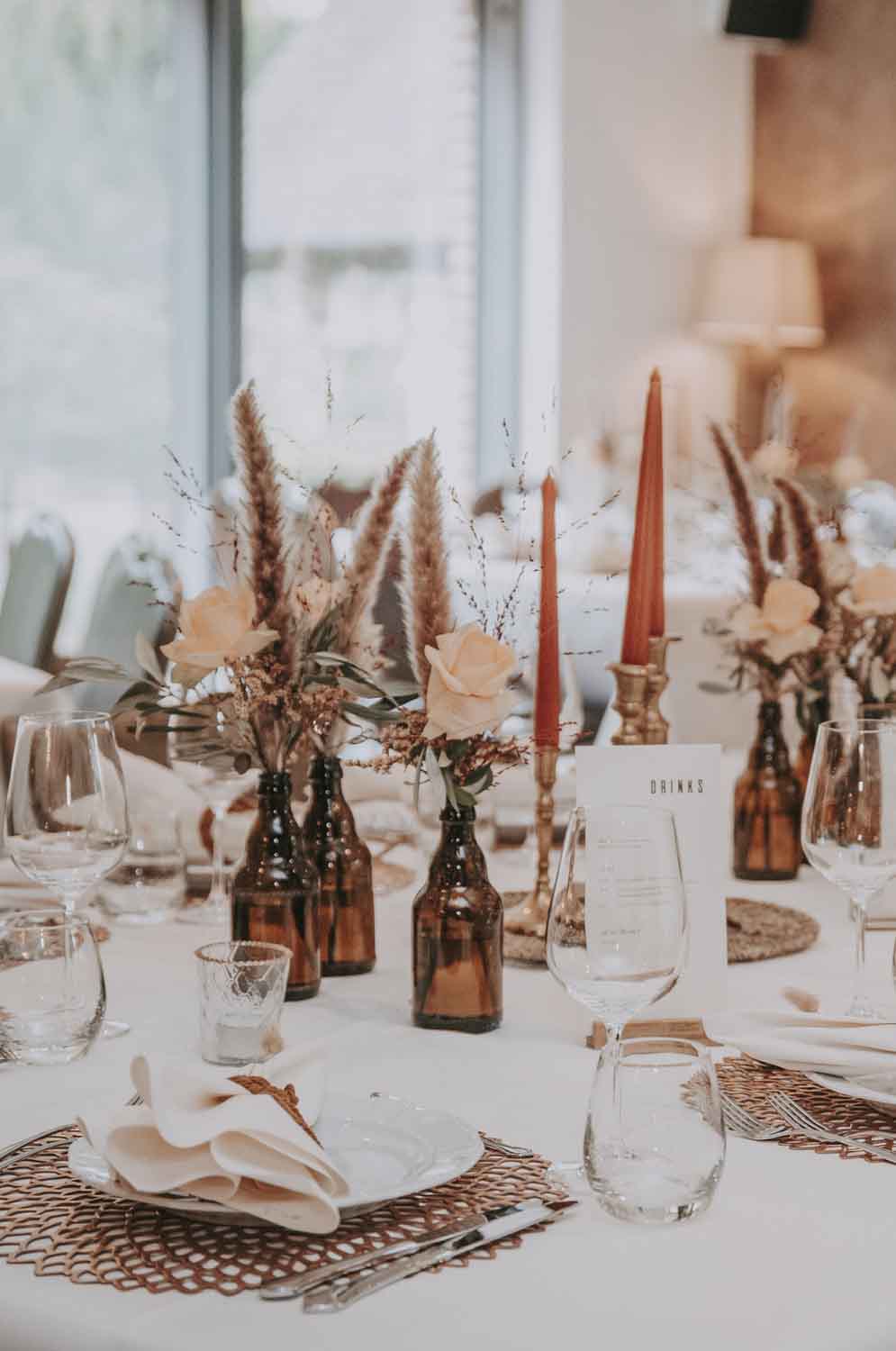 Landhaus Witten Deel. Casual Fine Dining im wunderschönem Ambiente. Wir richten Deine Traumhochzeit aus, ohne Tüll und Tränen.