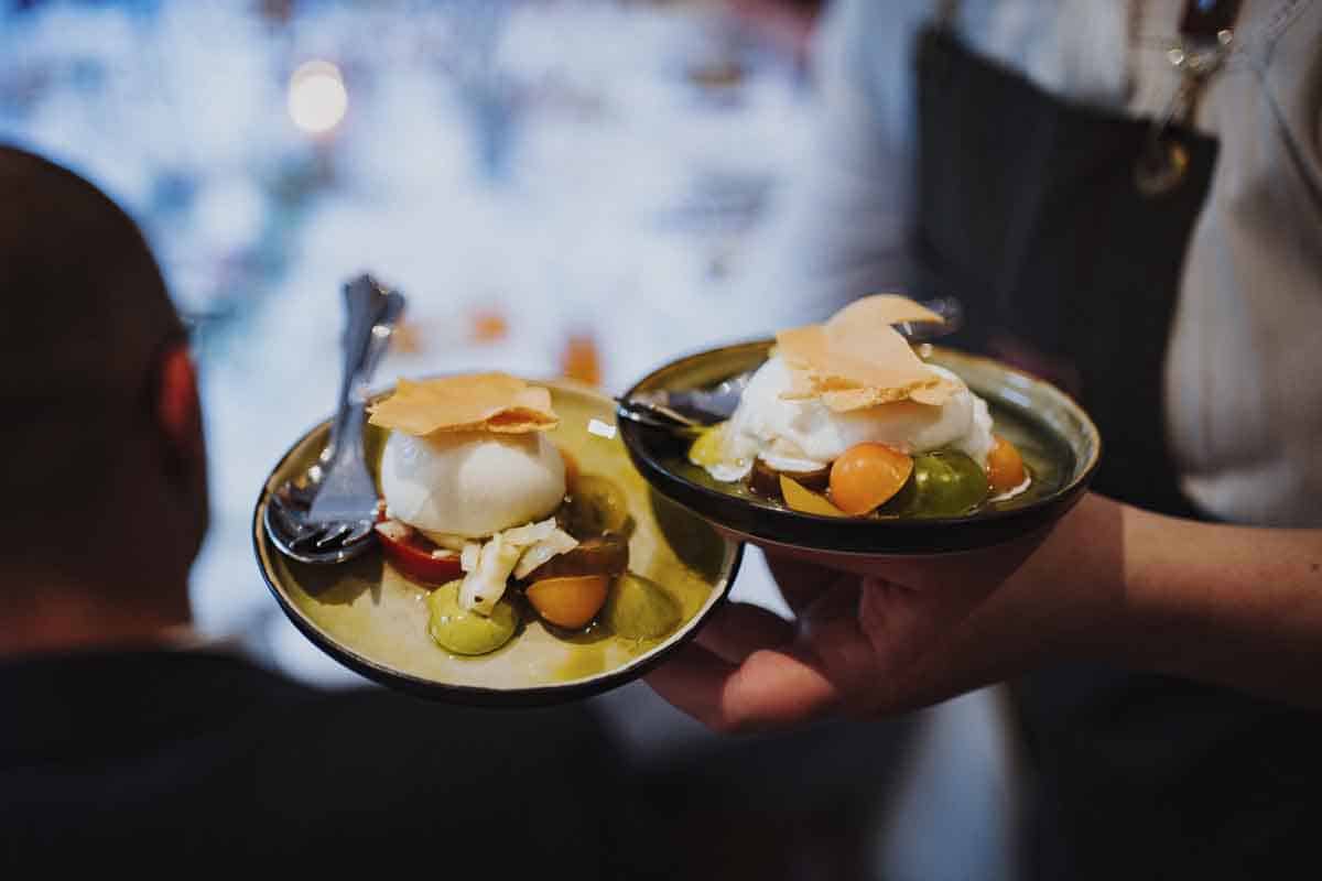 Landhaus Witten Deel. Casual Fine Dining im wunderschönem Ambiente. Wir richten Deine Traumhochzeit aus, ohne Tüll und Tränen.